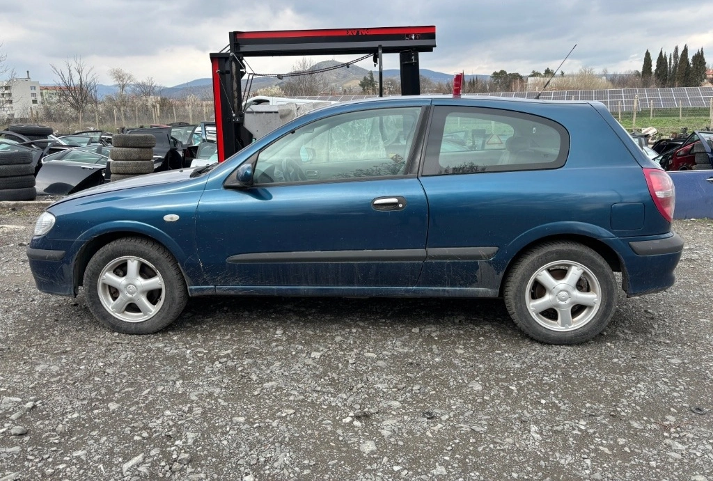 Nissan Almera 2.2 ddti снимка 5