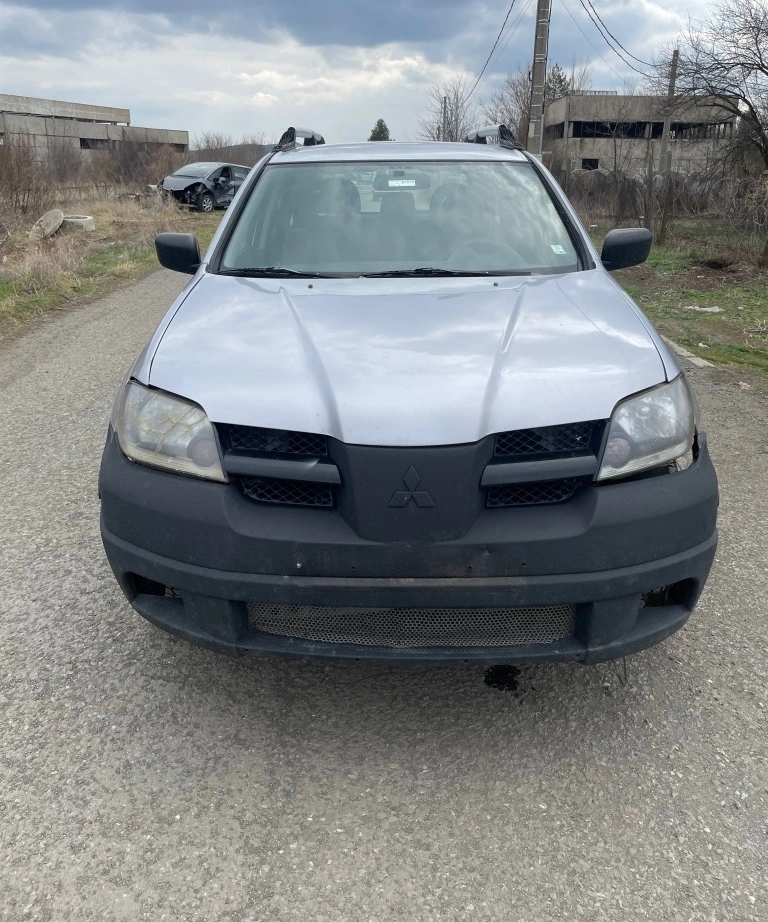 Mitsubishi Outlander 2.0i снимка 4