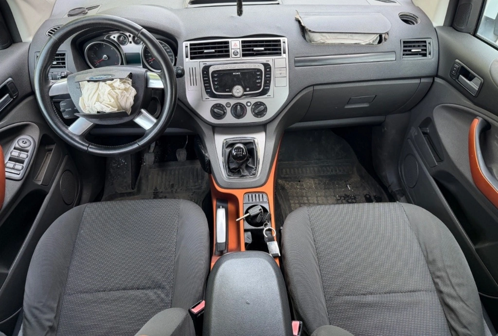 Ford Kuga 2.0 TDCi снимка 7