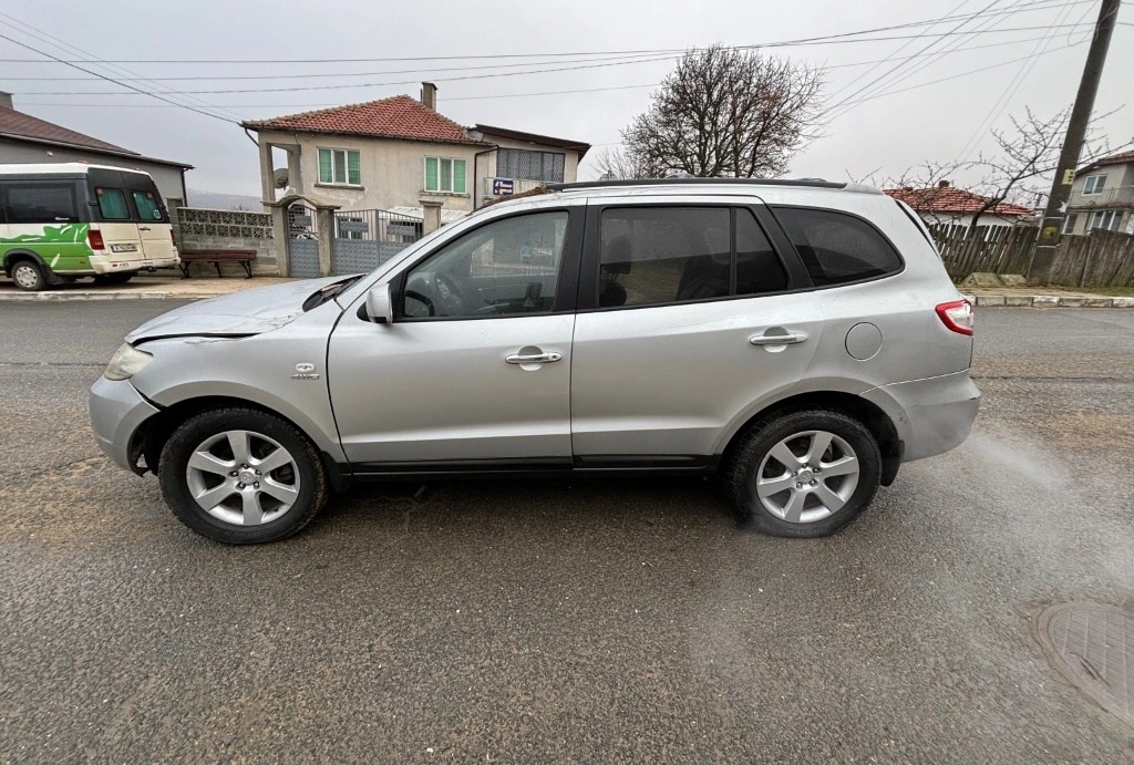 Hyundai Santa Fe 2.2 Crdi снимка 2