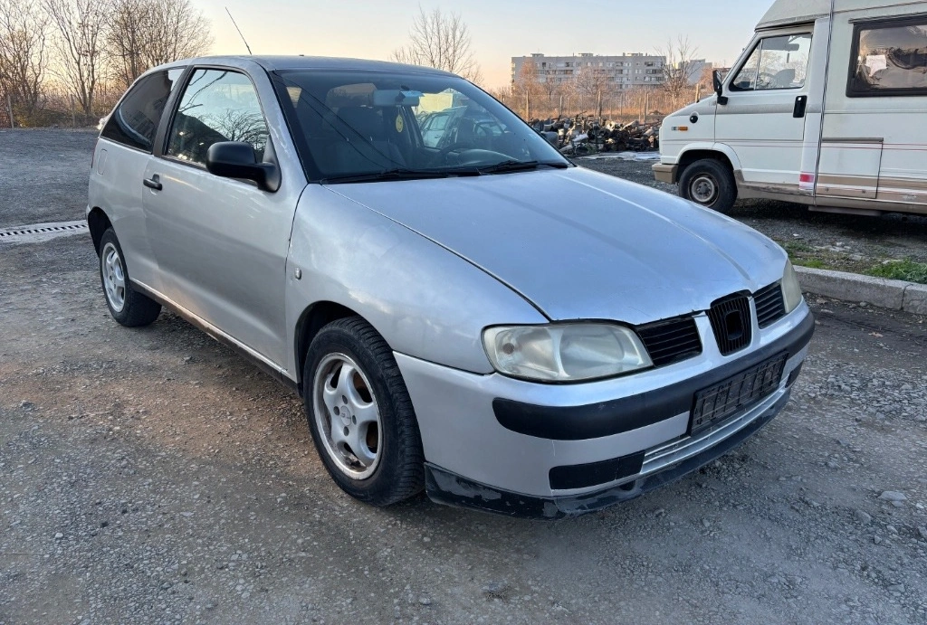 Seat Ibiza 1.4i снимка 4