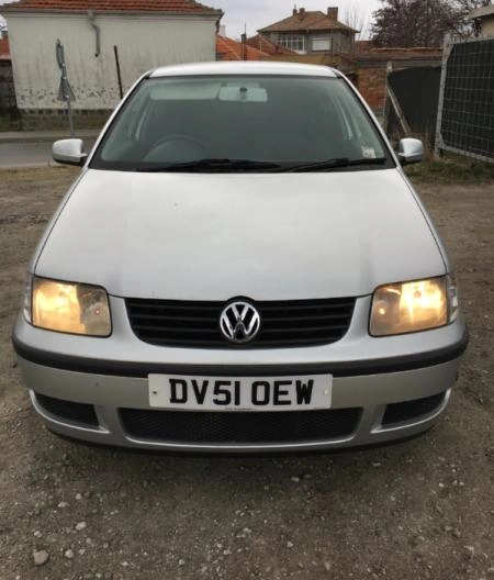 VW Polo 1.0i