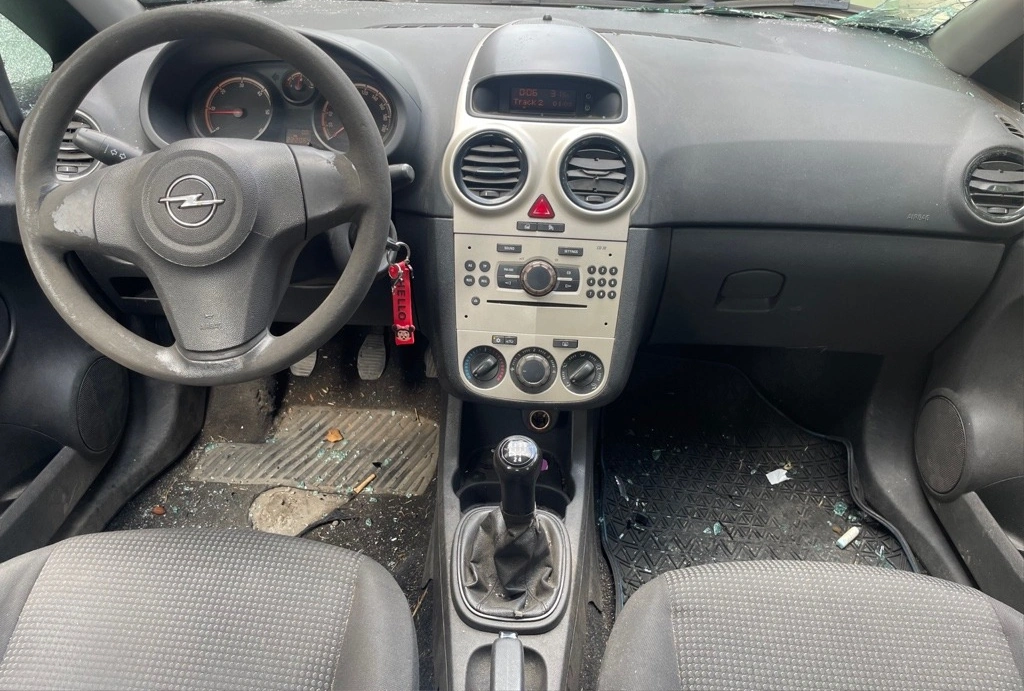 Opel Corsa 1.3cdti снимка 6