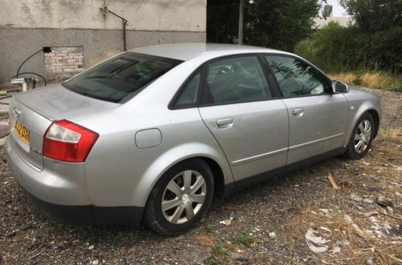 Audi A4 1.9TDi++ снимка 5