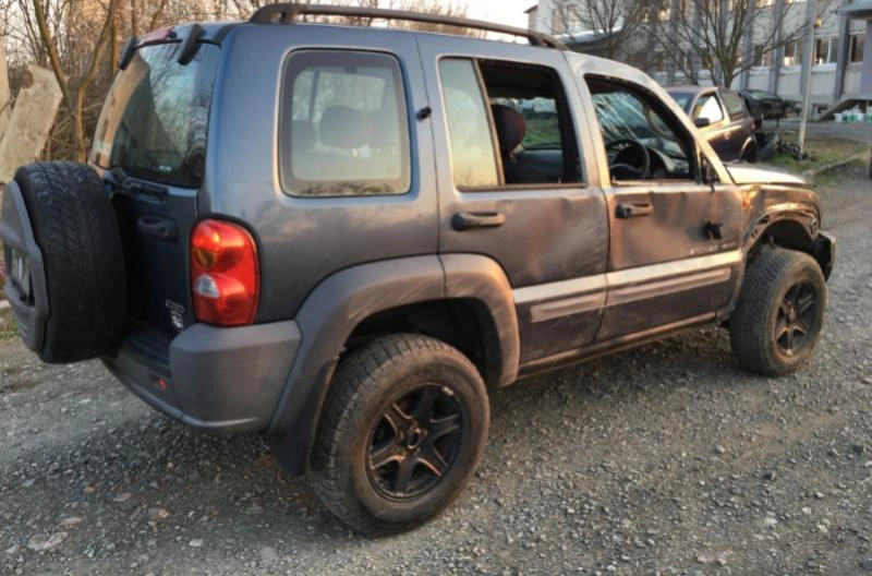 Jeep Cherokee 2.8 CRD снимка 4