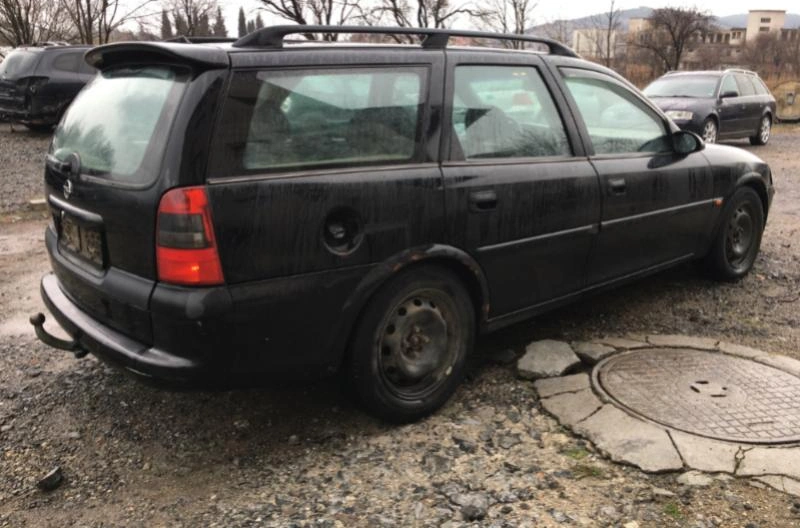 Opel Vectra 1.8i снимка 4