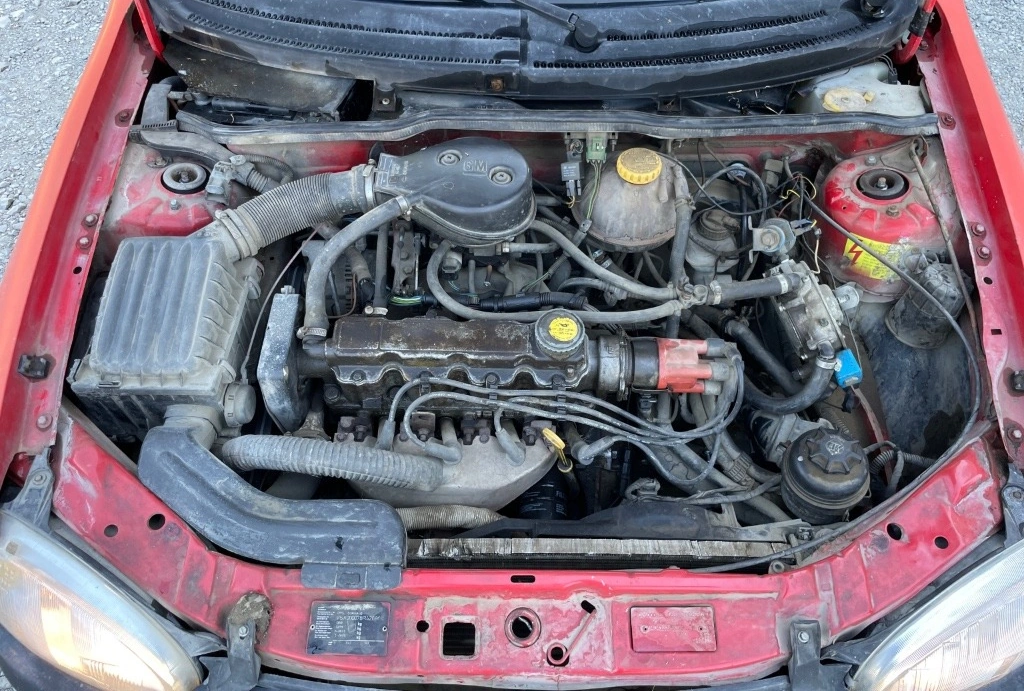 Opel Corsa 1.4i снимка 8