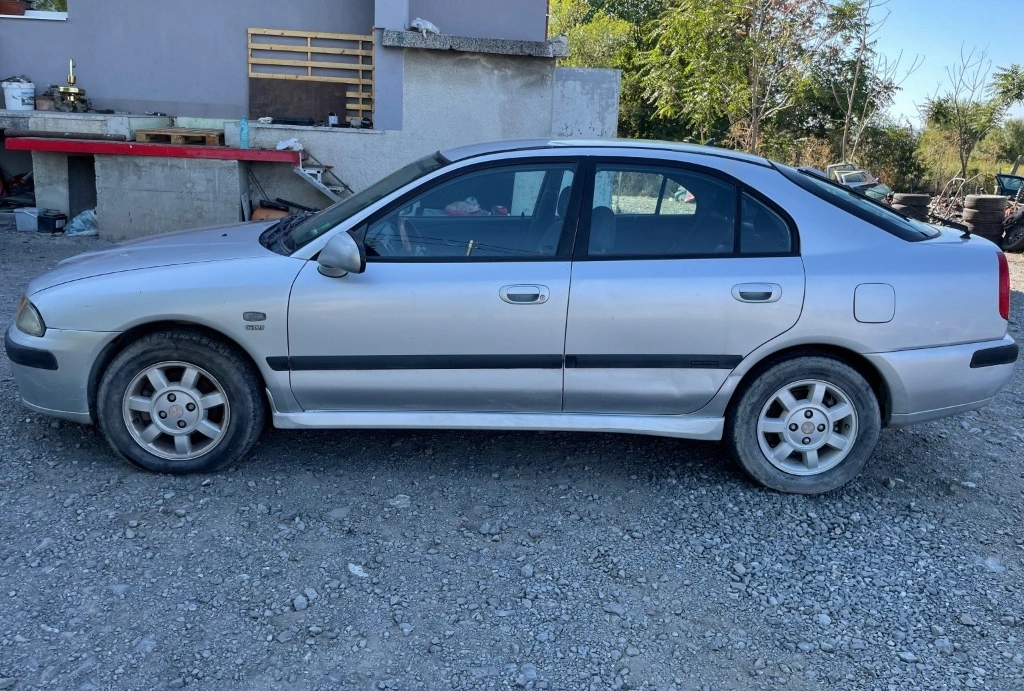 Mitsubishi Carisma 1.8 GDi снимка 3