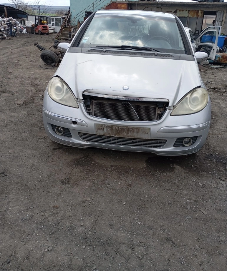 Mercedes-Benz 200 2.0
