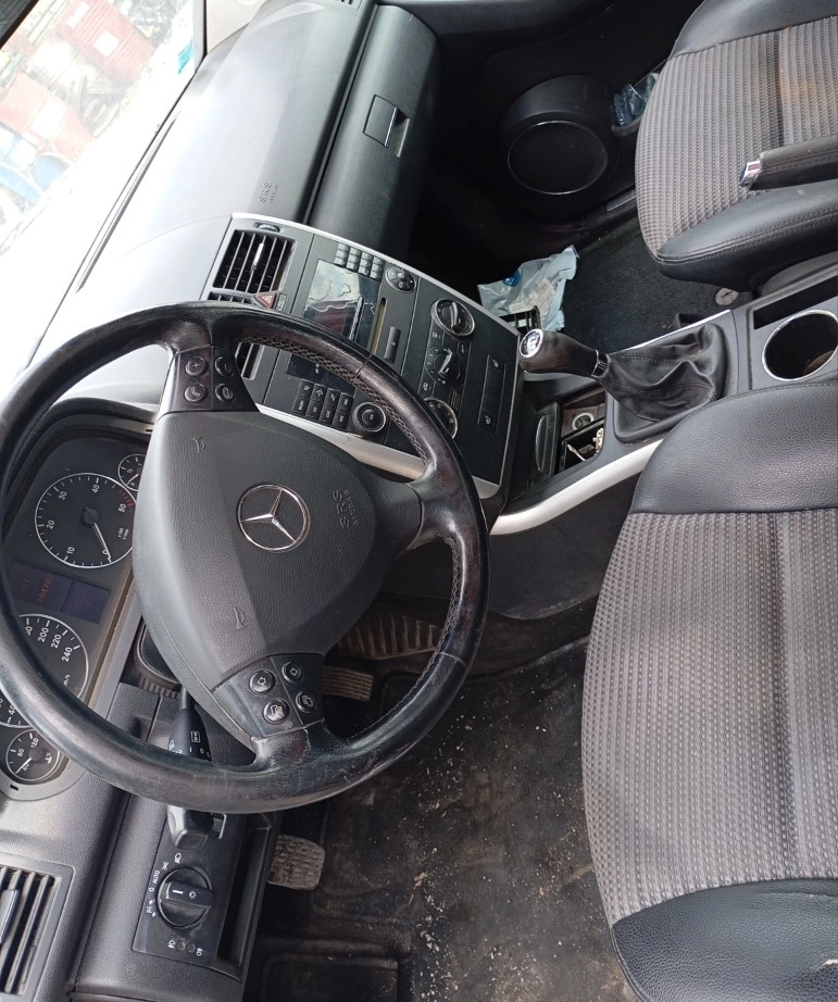 Mercedes-Benz 200 2.0 снимка 3