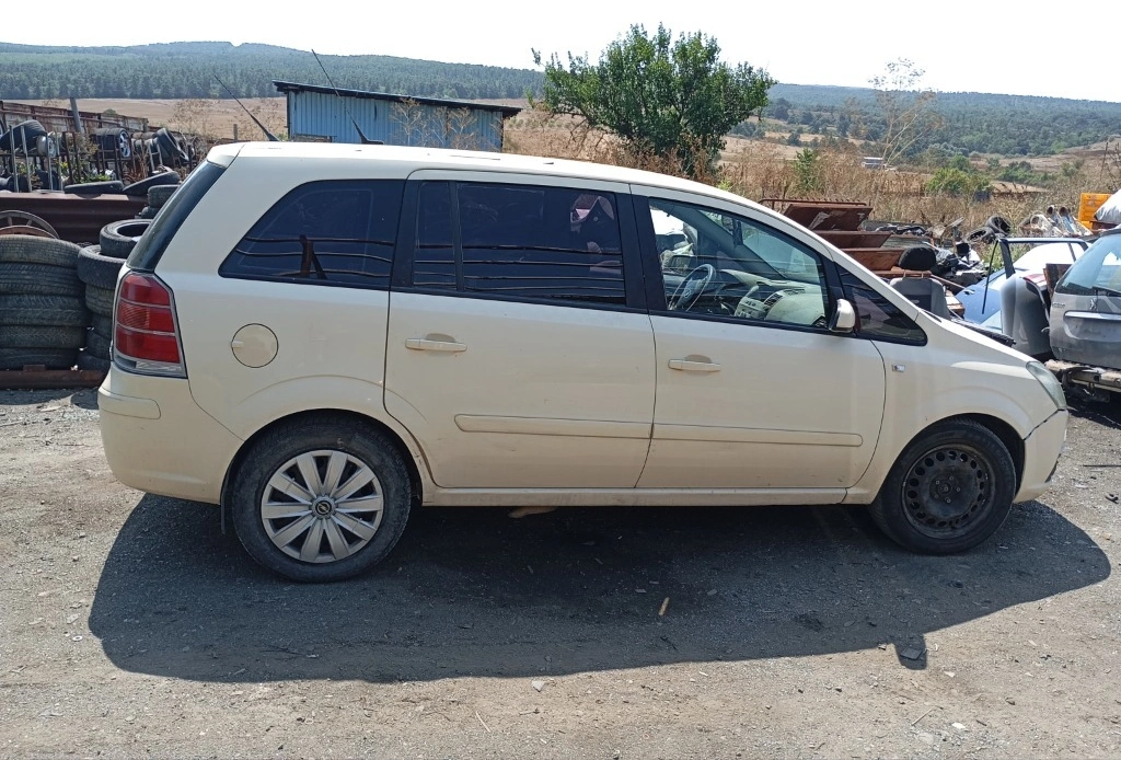 Opel Zafira 1.6 снимка 3