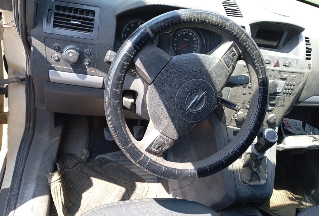 Opel Zafira 1.6 снимка 2