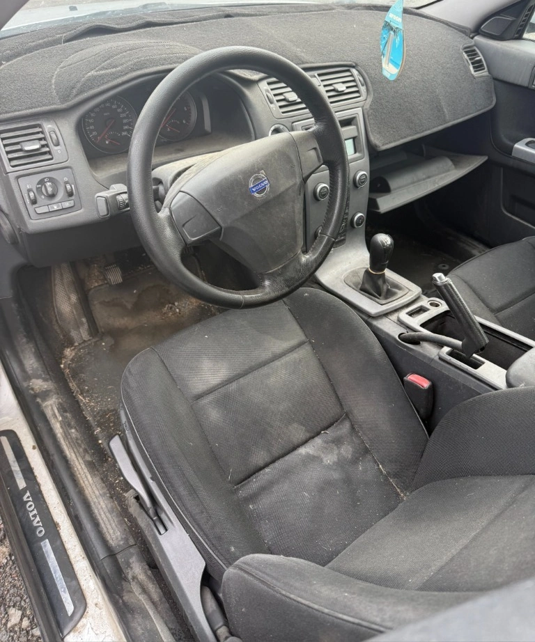Volvo S40 1.6D снимка 3