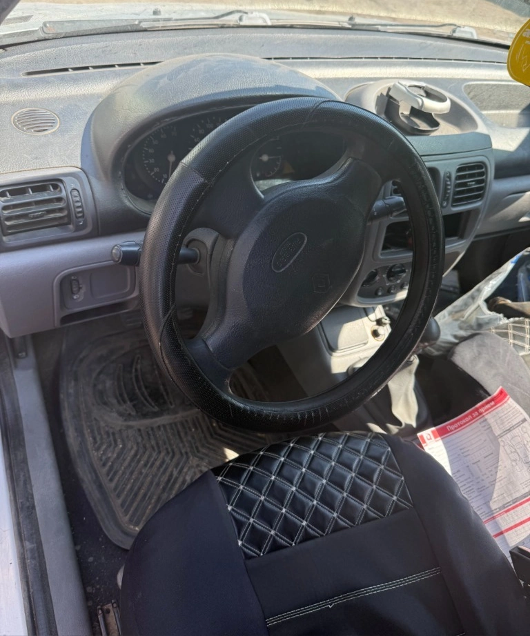 Renault Clio 1.9D снимка 3