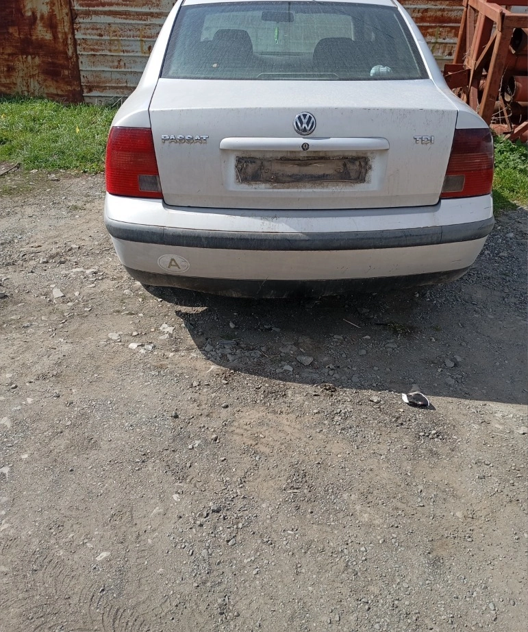 VW Passat 1.9 снимка 3