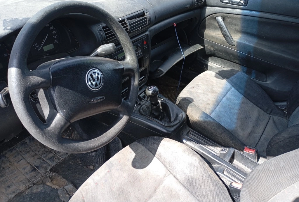 VW Passat 1.9 снимка 2