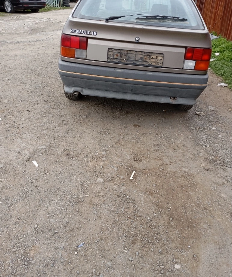 Renault 19 1.4 снимка 8