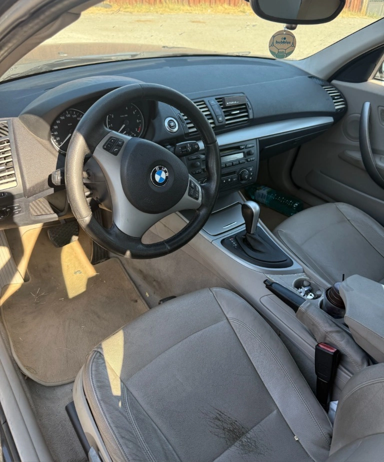 BMW 118 1,8 снимка 2