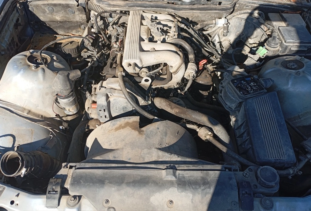 BMW 318 1.8 снимка 2