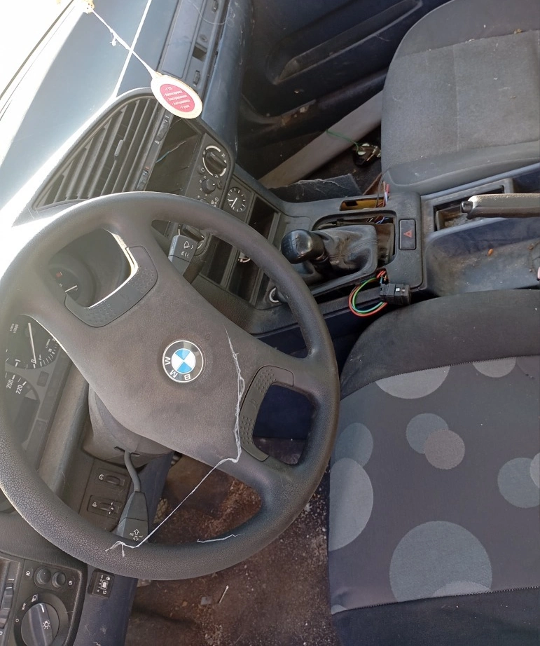 BMW 318 1.8 снимка 3