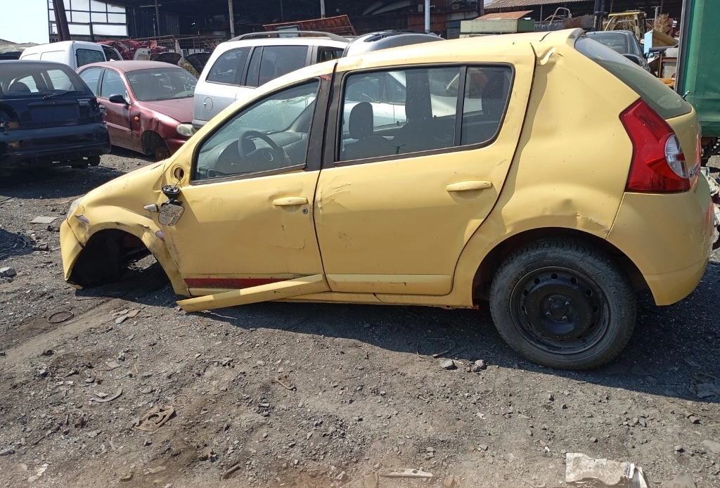 Dacia Sandero 1.6 снимка 3