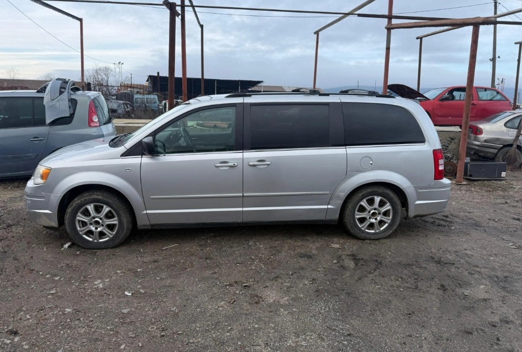 Chrysler Voyager 2.8 снимка 3