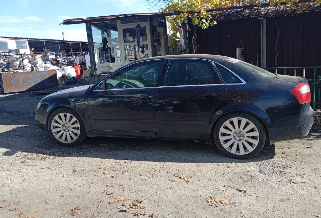 Audi A4 2.5 снимка 6