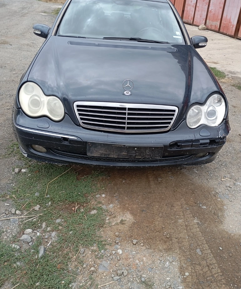 Mercedes-Benz C 200 2.2