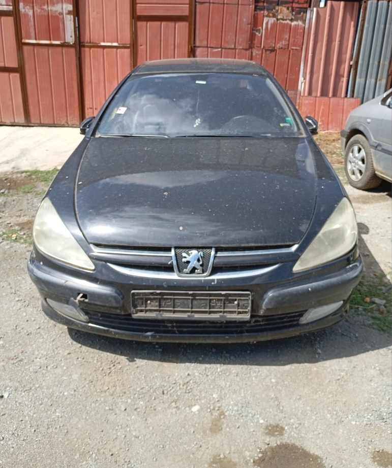Peugeot 607