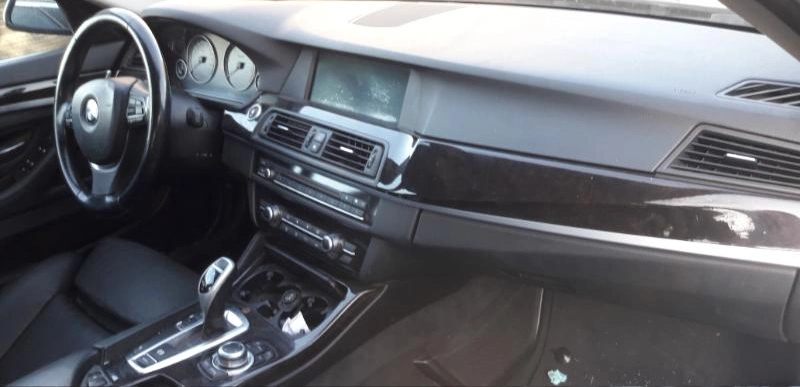 BMW 520 2.0TDI снимка 7