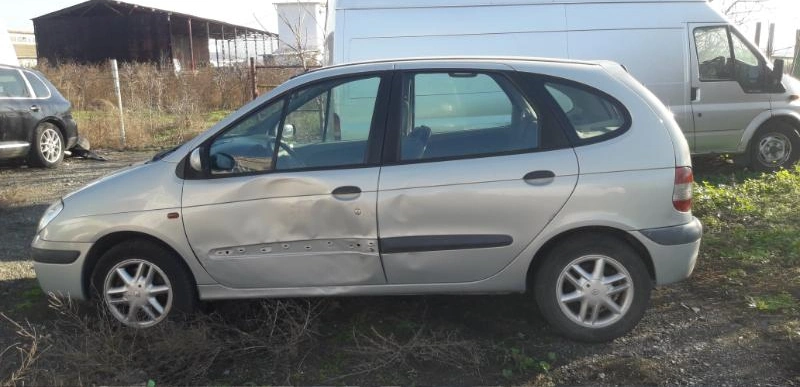Renault Scenic 1.9DCI снимка 6