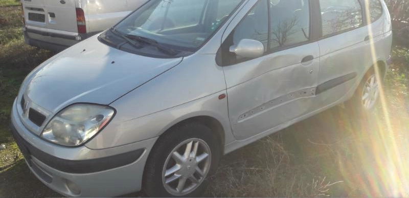 Renault Scenic 1.9DCI снимка 7