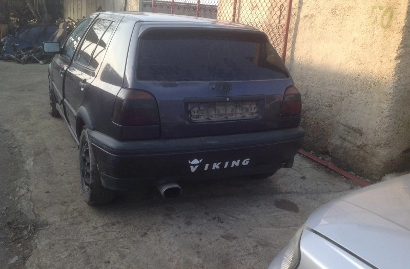 VW Golf 1.9td снимка 3