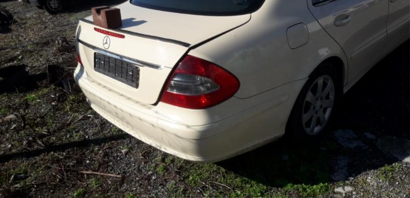 Mercedes-Benz E 200 2.0CDI снимка 8