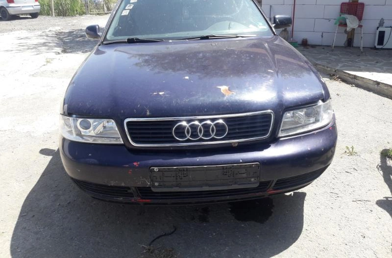 Audi A4 1.9TDI снимка 6