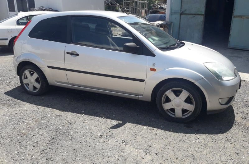 Ford Fiesta 1.25 16V снимка 4