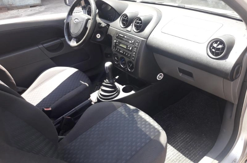 Ford Fiesta 1.25 16V снимка 3