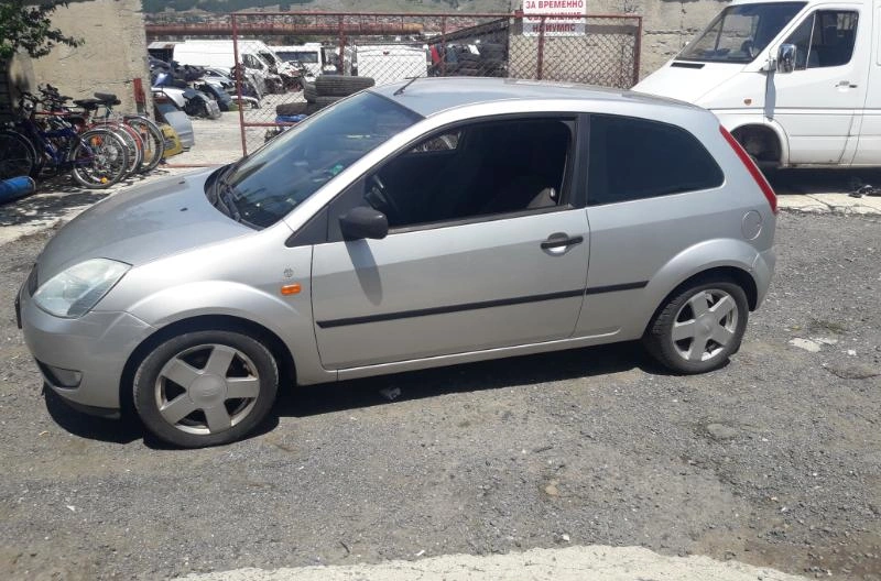 Ford Fiesta 1.25 16V снимка 7