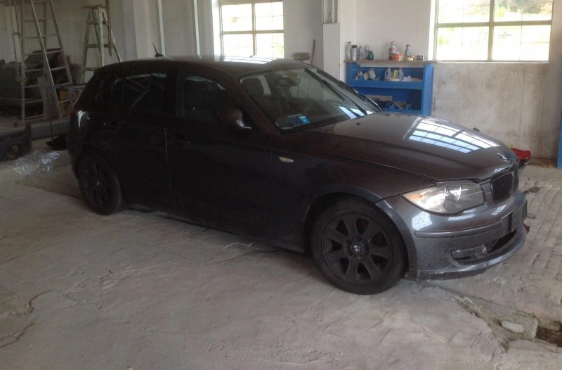 BMW 118 1.8TDI снимка 3