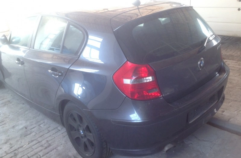 BMW 118 1.8TDI снимка 5