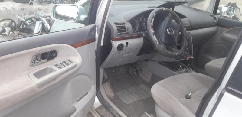 VW Sharan 1.9TDI снимка 3