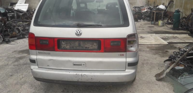 VW Sharan 1.9TDI снимка 4