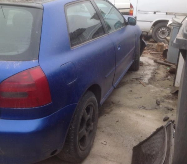 Audi A3 1.8I снимка 4