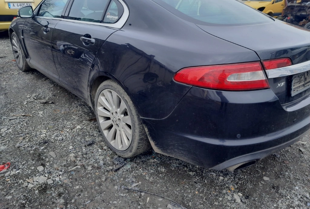 Jaguar XF 2.7D