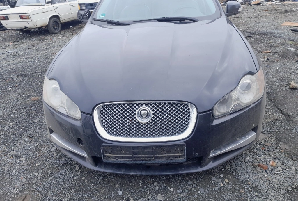 Jaguar XF 2.7D снимка 5