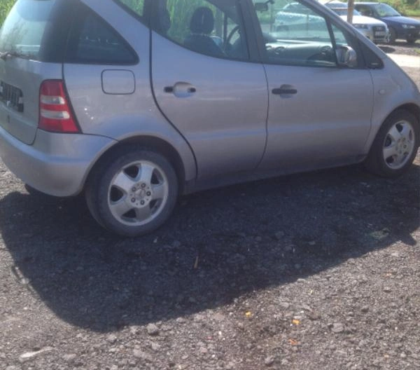 Mercedes-Benz A 160 1.6I снимка 4