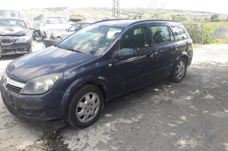 Opel Astra 1.9cdti снимка 6