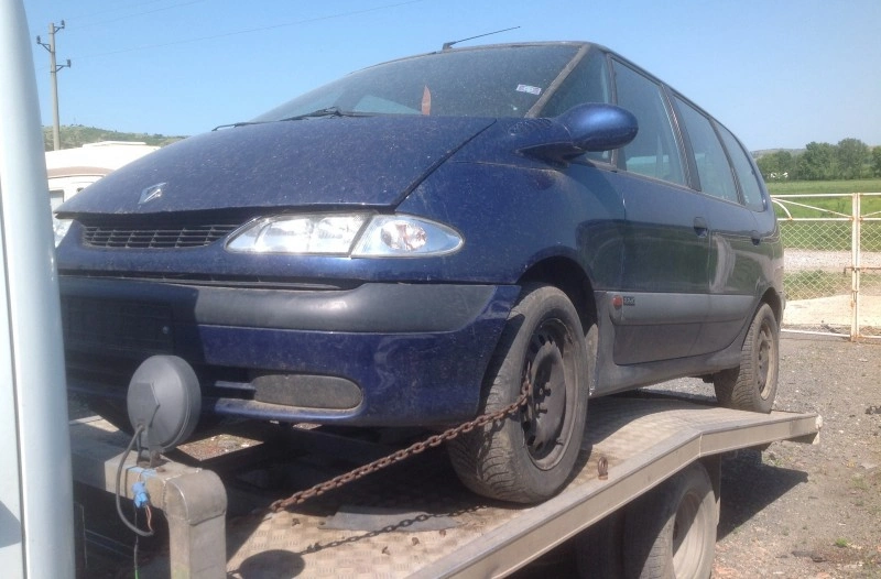 Renault Espace 2.2DCI снимка 2