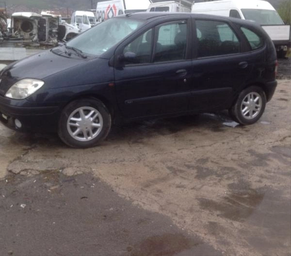 Renault Scenic 1.9DCI снимка 7