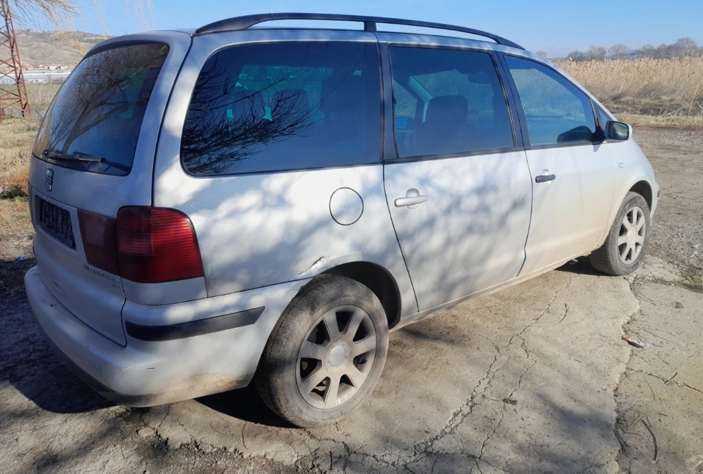 Seat Alhambra 1.9TDI снимка 8